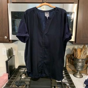 Lysse Navy Tunic top
